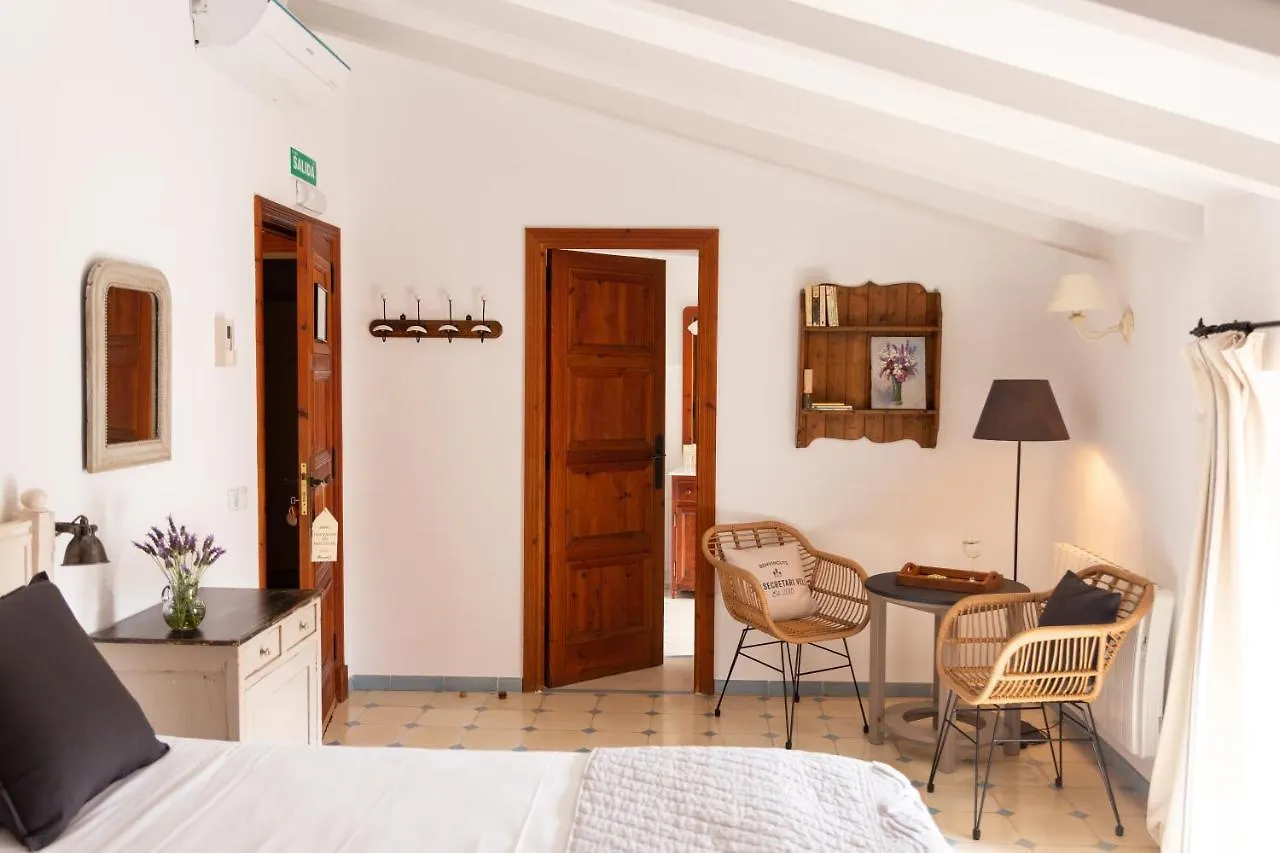 Cal Secretari Vell - Turismo De Interior Hotell La Cabaneta