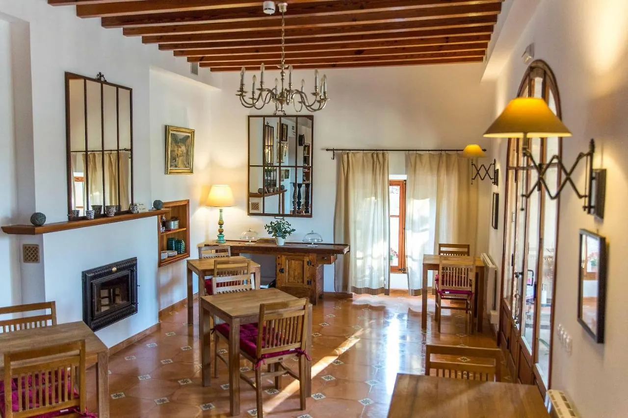 Cal Secretari Vell - Turismo De Interior Hotell La Cabaneta