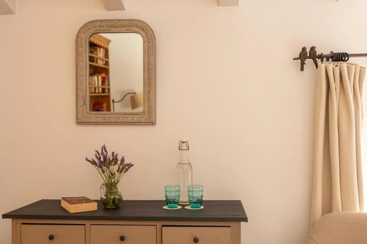 Cal Secretari Vell - Turismo De Interior Hotell La Cabaneta 3*,