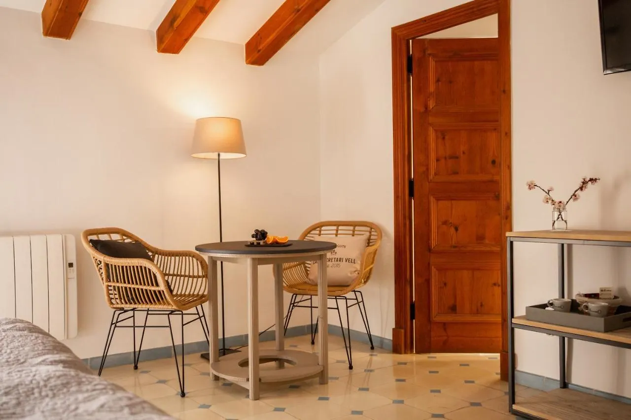 Cal Secretari Vell - Turismo De Interior Hotell La Cabaneta